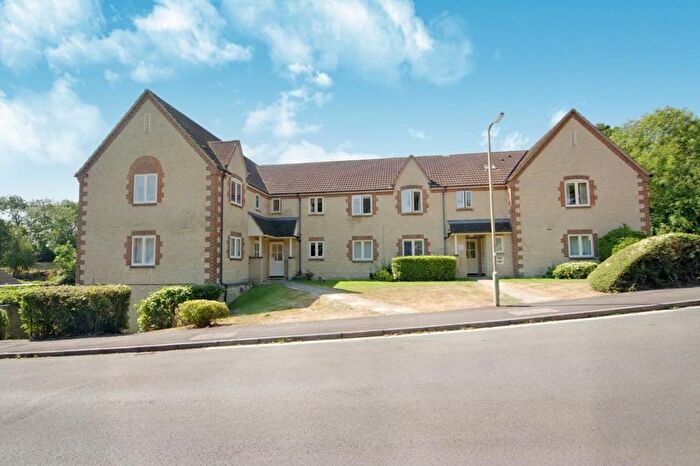 2 Bedroom Flat To Rent In Kelham Hall Drive, Wheatley, OX33