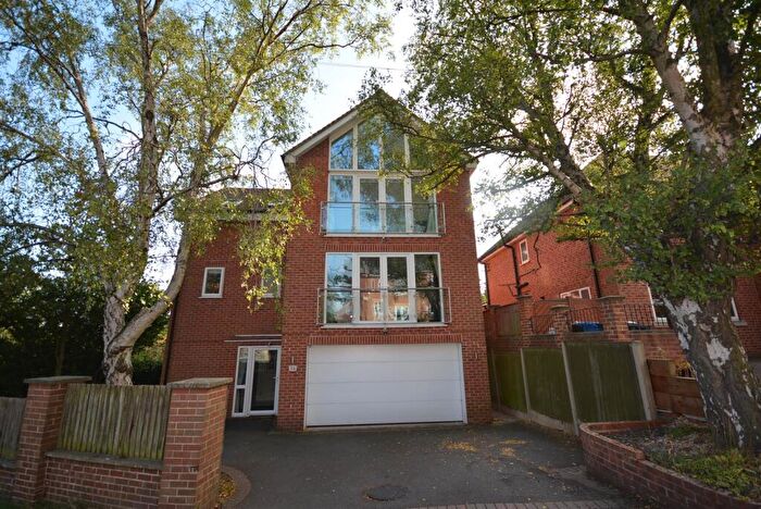 5 Bedroom Detached House To Rent In Devonshire Avenue, Allestree, Derby, DE22