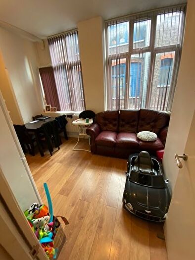 1 Bedroom Flat To Rent In Flat, Prince George House, Upper George Street, Luton, LU1