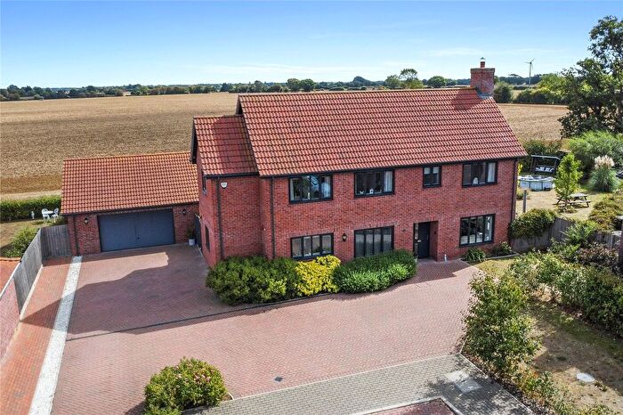 4 Bedroom Detached House For Sale In Dunningham Drive, Raydon, Ipswich, Suffolk, IP7