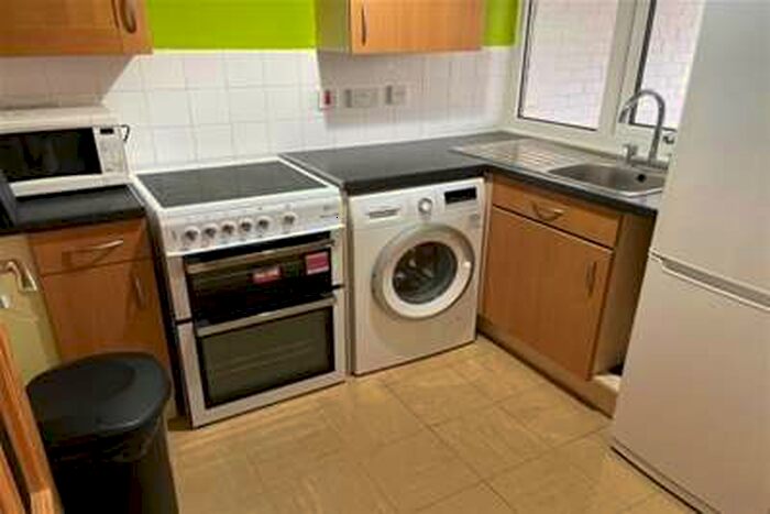 1 Bedroom Flat To Rent In Kingsway, Cambridge, CB4