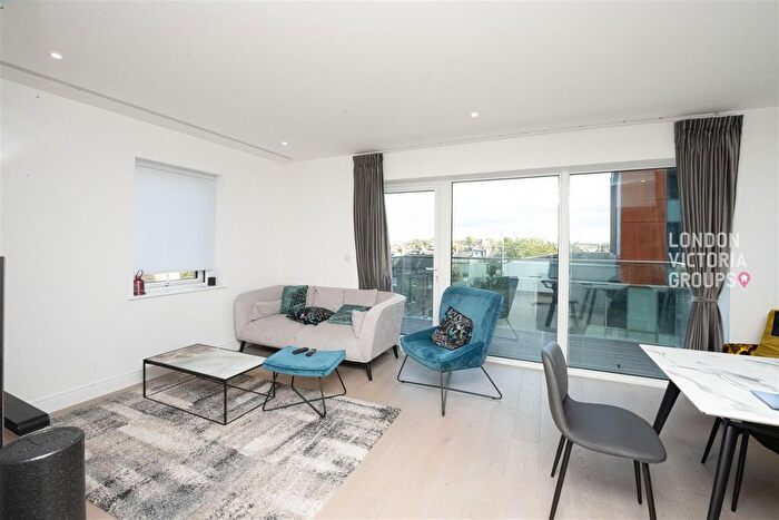 2 Bedroom Flat For Sale In Faulkner House, Tierney Lane, London, W6