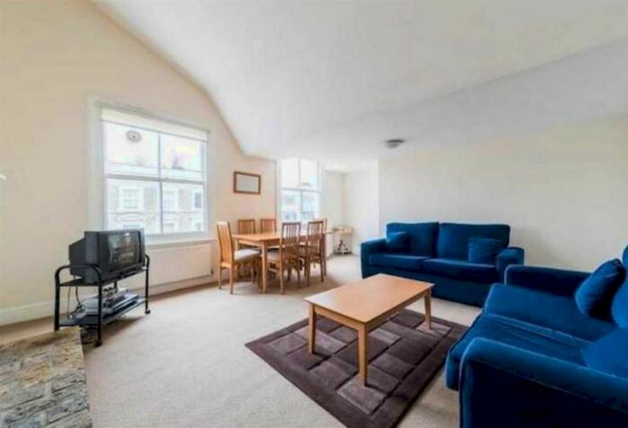 3 Bedroom Flat To Rent In Sevington Street, Maida Vale, W9