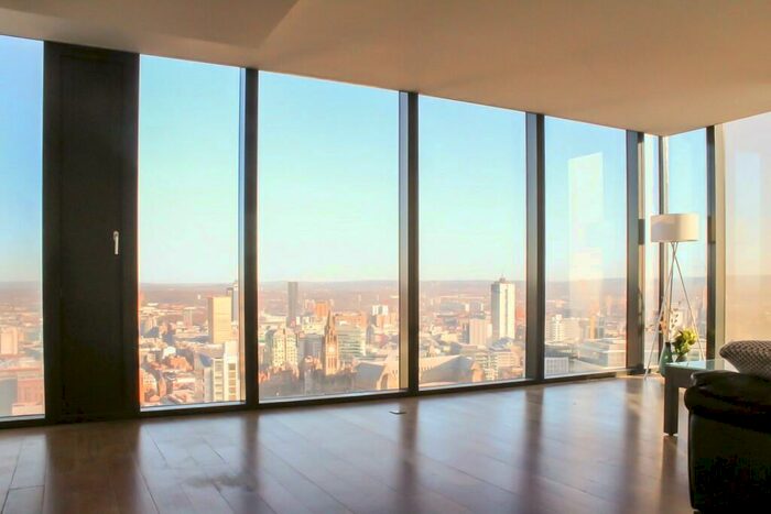 2 Bedroom Apartment To Rent In Beetham Tower, Deansgate, M3