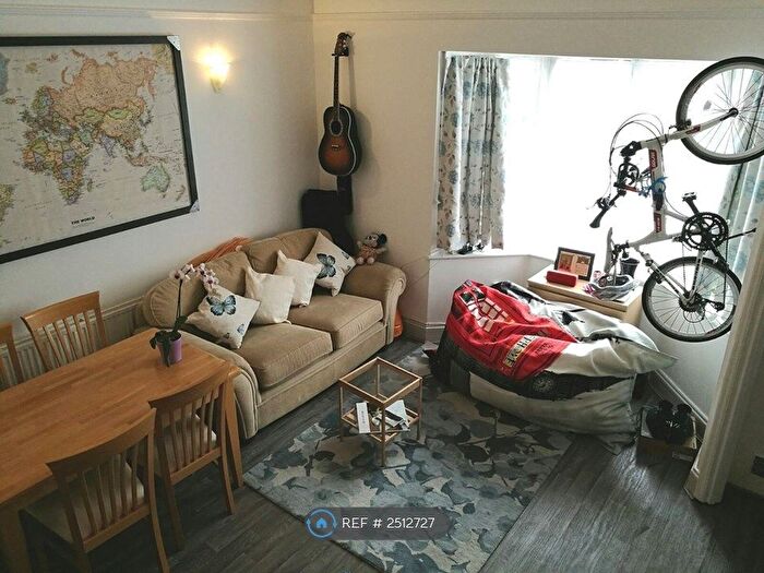 2 Bedroom Terraced House To Rent In Hatherley Road, Reading, RG1