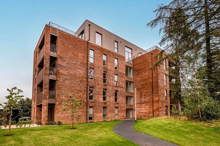 2 Bedroom Flat For Sale In School Drive, Glasgow, G13