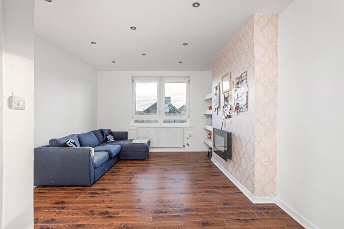 2 Bedroom Flat For Sale In / Loganlea Road, Craigentinny, EH7