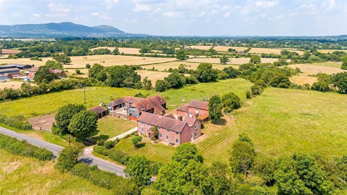 Detached House For Sale In Hook Common, Hanley Castle, Worcester, WR8