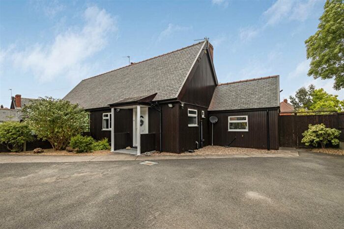 3 Bedroom Semi-Detached House For Sale In Swedish Villas, Rawcliffe, Goole, DN14