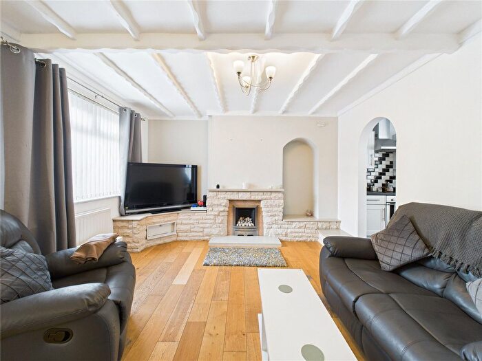 3 Bedroom Semi Detached House For Sale In Marwood Road, Bristol, BS4