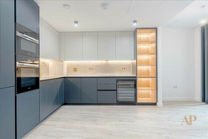 2 Bedroom Apartment To Rent In Vermont House, Dingley Road, London, EC1V