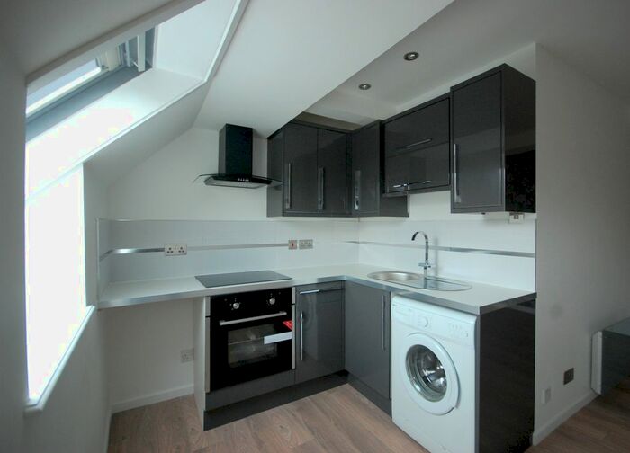 Studio To Rent In Lorne Park Road, Bournemouth, BH1