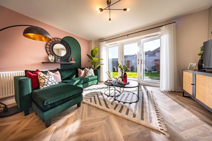 3 Bedroom Terraced House For Sale In Lichfield Street, Fazeley, B78