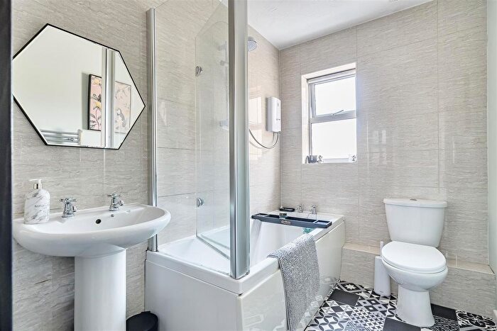 2 Bedroom Semi-Detached House For Sale In Ashcombe Crescent, North Common, Bristol, BS30