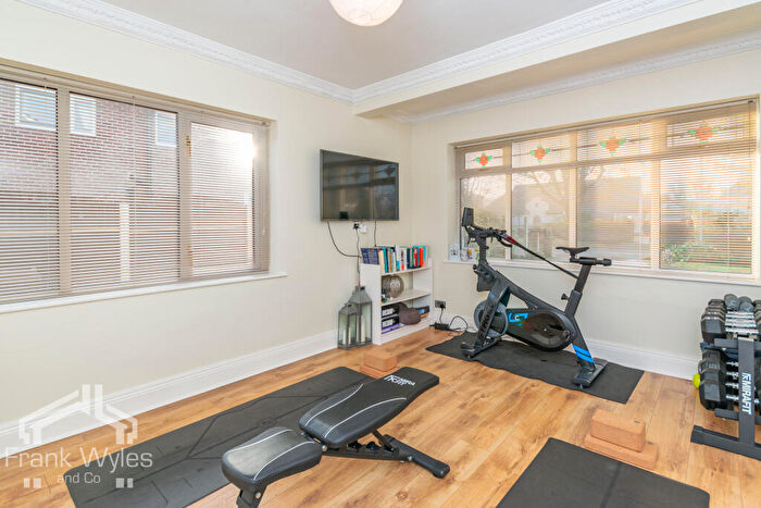 4 Bedroom Detached House For Sale In North Houses Lane, Lytham St. Annes, Lancashire, FY8