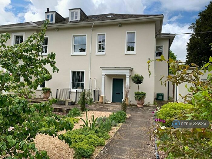 2 Bedroom Flat To Rent In Hinton House Drive, Kings Worthy, Winchester, SO23