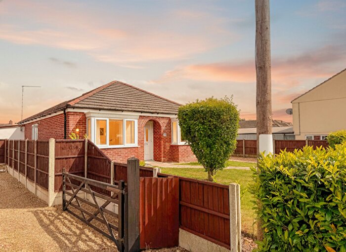 3 Bedroom Detached Bungalow For Sale In Doddington Road, Wimblington, PE15