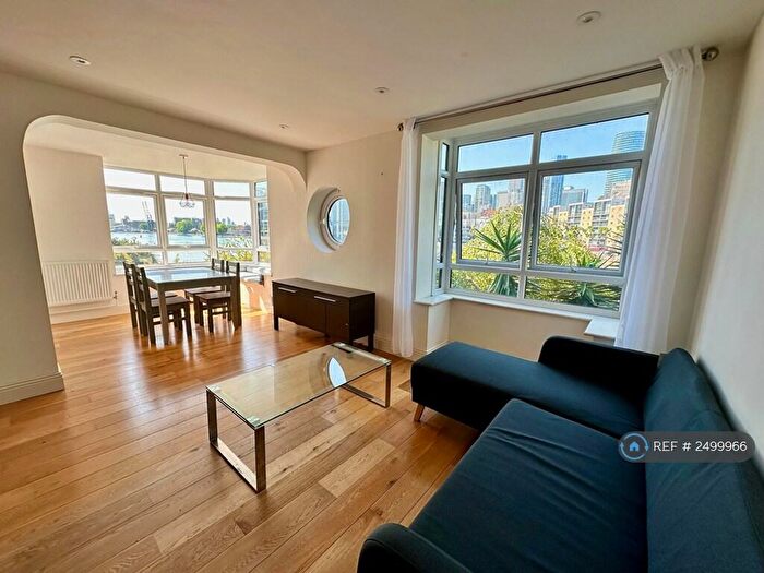 2 Bedroom Flat To Rent In Falcon Way, London, E14