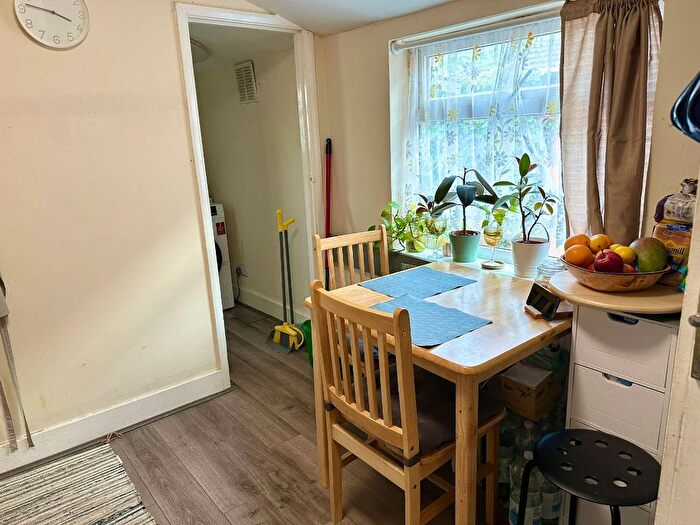 1 Bedroom Flat To Rent In Herbert Road, London, E12