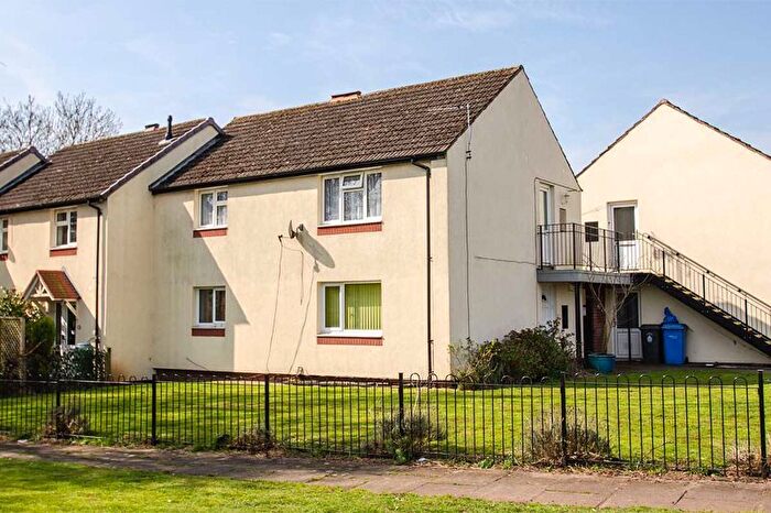 2 Bedroom Maisonette To Rent In Purcell Avenue, Lichfield, WS13