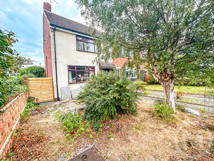 2 Bedroom End Of Terrace House For Sale In Lowstead Place, Blackpool, FY4