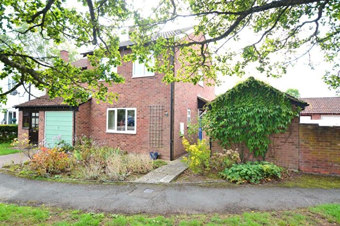 3 Bedroom Terraced House For Sale In Bearcroft, Weobley, HR4