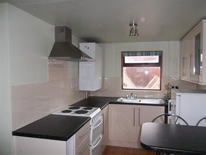 1 Bedroom Flat To Rent In Stafford Road, BN1