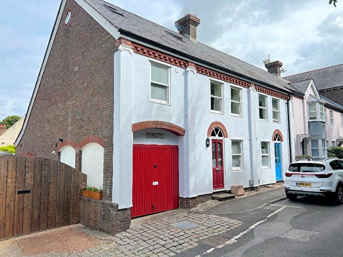 4 Bedroom End Of Terrace House For Sale In Tunsgate, Jarvis Lane, Steyning, West Sussex, BN44