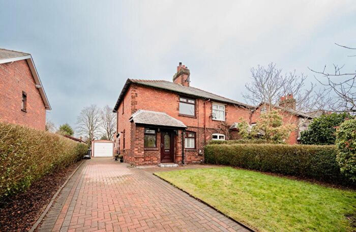 3 Bedroom Semi Detached House For Sale In Moss Nook, Burscough, L40