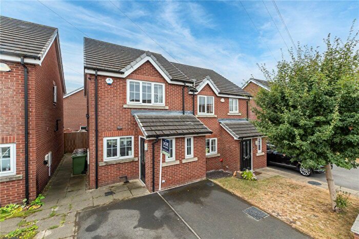 2 Bedroom Semi-detached House For Sale In Westerton Road, Tingley, Wakefield, West Yorkshire, WF3
