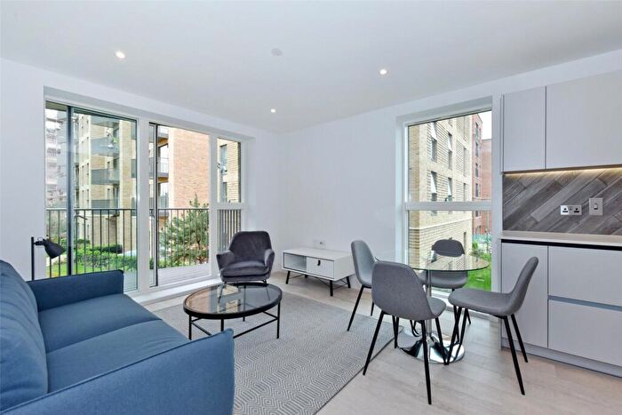 1 Bedroom Apartment To Rent In Artesian House, Memorial Avenue, Slough, SL1