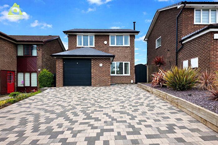 3 Bedroom Detached House For Sale In Cow Lees, Westhoughton, BL5