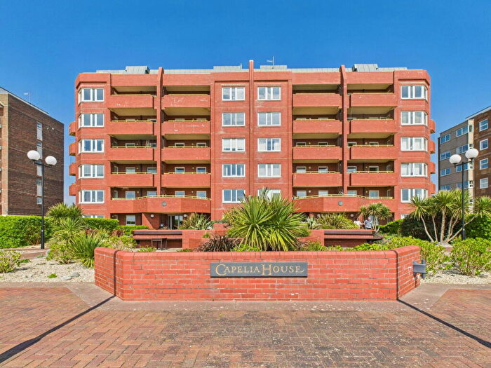1 Bedroom Flat For Sale In Capelia House -, West Parade, Worthing, BN11