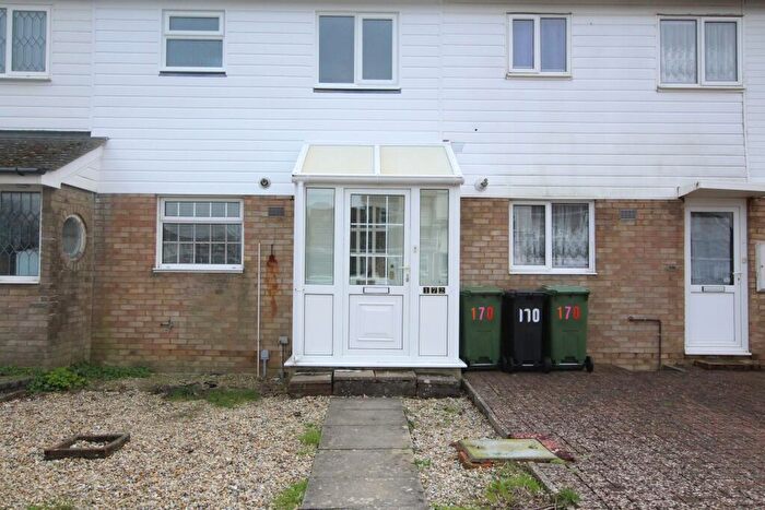 2 Bedroom Terraced House To Rent In Bridgemere Road, BN22