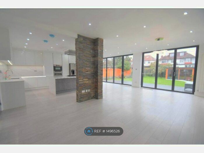 4 Bedroom Detached House To Rent In Corringway, London, W5