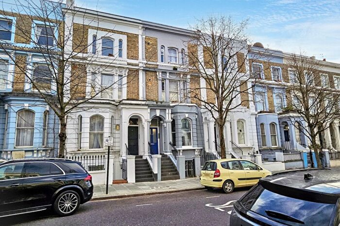 1 Bedroom Flat For Sale In Chesterton Road, London, W10