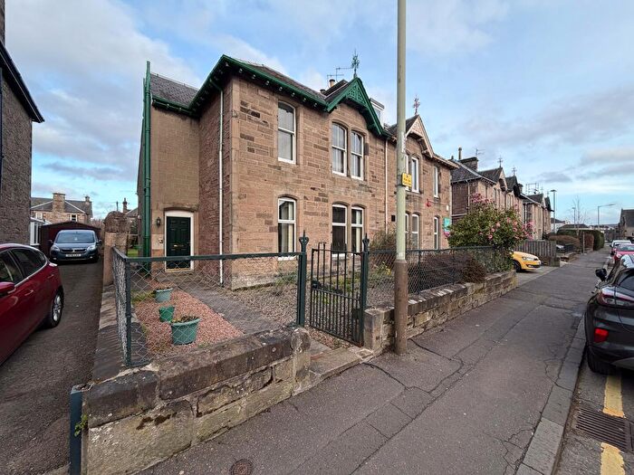 2 Bedroom Detached House To Rent In Balhousie Street, Perth, PH1