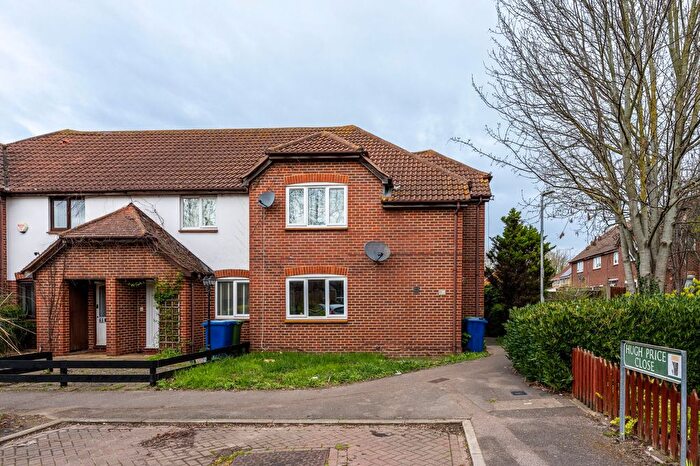 2 Bedroom End Terrace House For Sale In Hugh Price Close, Murston, ME10