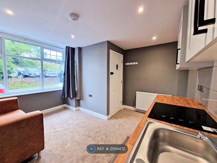 1 Bedroom Flat To Rent In Station Road, Northfield, Birmingham, B31
