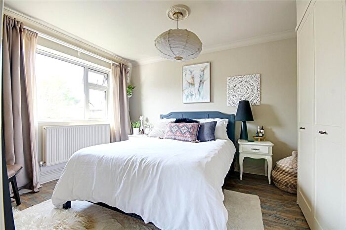 1 Bedroom Maisonette To Rent In Hardy Way, Enfield, EN2