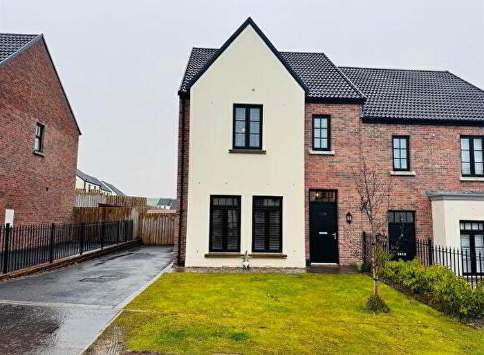 3 Bedroom Semi-Detached House For Sale In Beech Hill View, L'Derry, BT47
