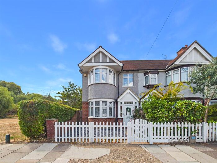 3 Bedroom End Of Terrace House For Sale In Victoria Road, Ruislip, HA4