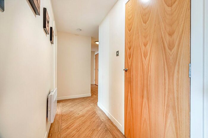 2 Bedroom Apartment To Rent In Bothwell Street, City Centre, Glasgow, G2