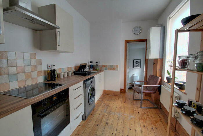 2 Bedroom Apartment To Rent In Walnut Street, Leicester, LE2