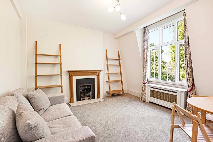 1 Bedroom Flat To Rent In Meriden Court, Chelsea Manor Street, London, SW3