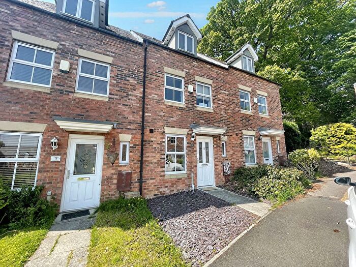 3 Bedroom Town House To Rent In Old Dryburn Way, Durham, DH1