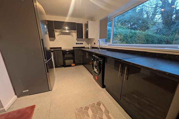 3 Bedroom Semi Detached House To Rent In Ednaston Road, NG7