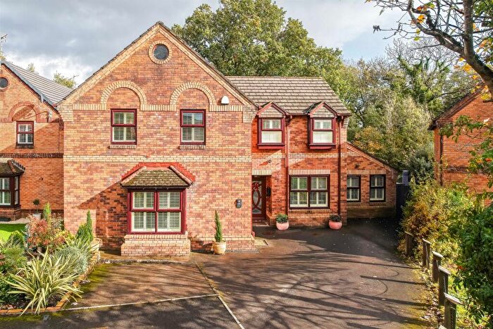 5 Bedroom Detached House For Sale In Clos Y Blaidd, Thornhill, Cardiff, CF14