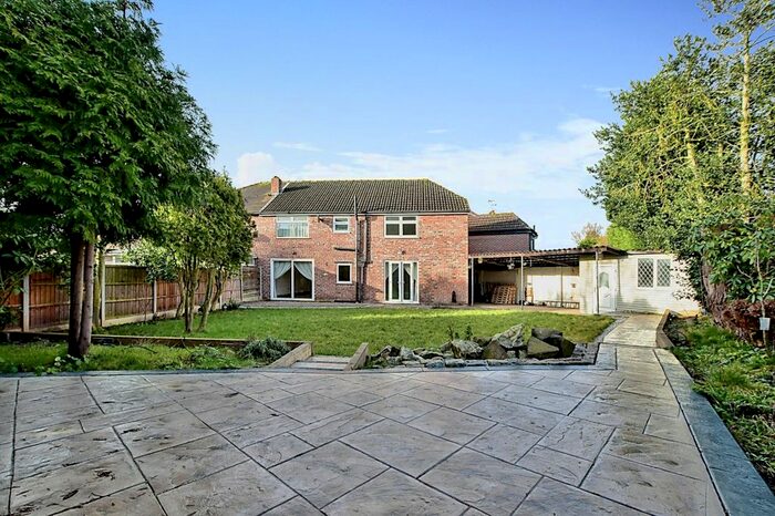 4 Bedroom Semi-Detached House To Rent In Selsey Drive, Manchester, Greater Manchester, M20