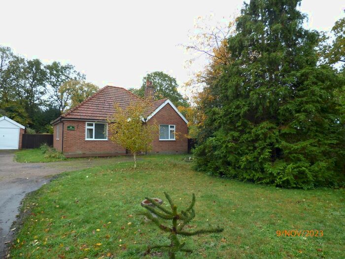 3 Bedroom Detached Bungalow To Rent In Yarmouth Road, Broome, Bungay, NR35